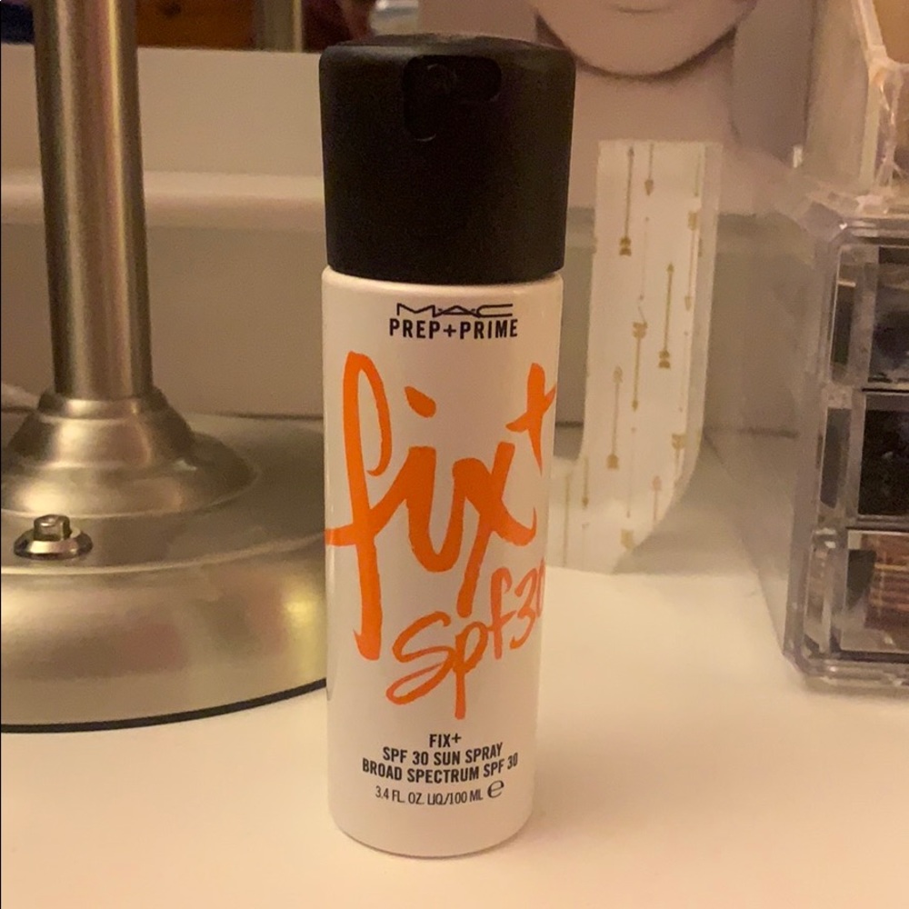 MAC fix+ Spray w/ SPF